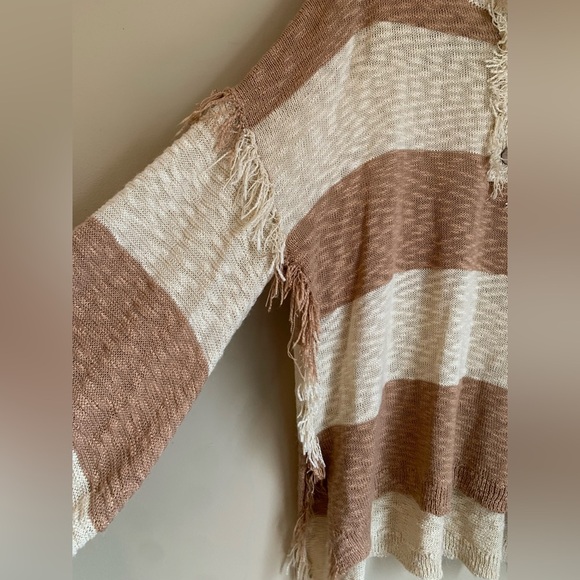 Fantastic fawn sweater striped oversized thin knit boho coastal oversized fringe - Picture 2 of 8